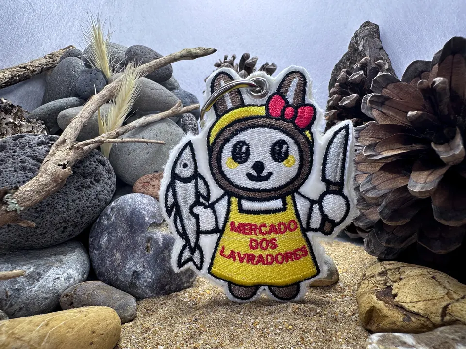 Madeirinha Mercado dos Lavradores — embroidered Madeirinho souvenir character