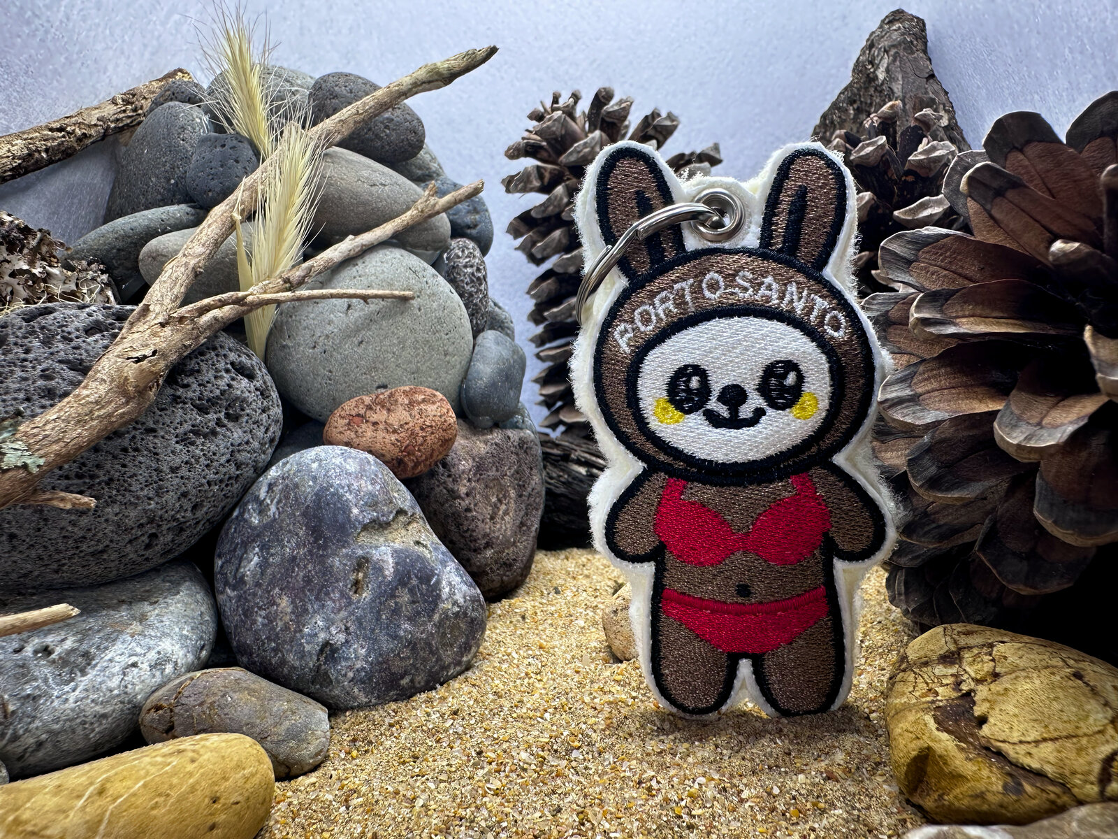Madeirinho Porto Santo, roupa vermelha de praia